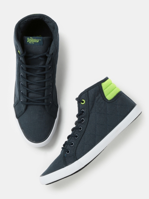 Men Navy Quilted Mid-Top Sneakers