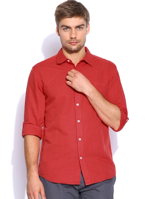 People Men Coral Red Relaxed Fit Linen Casual Shirt