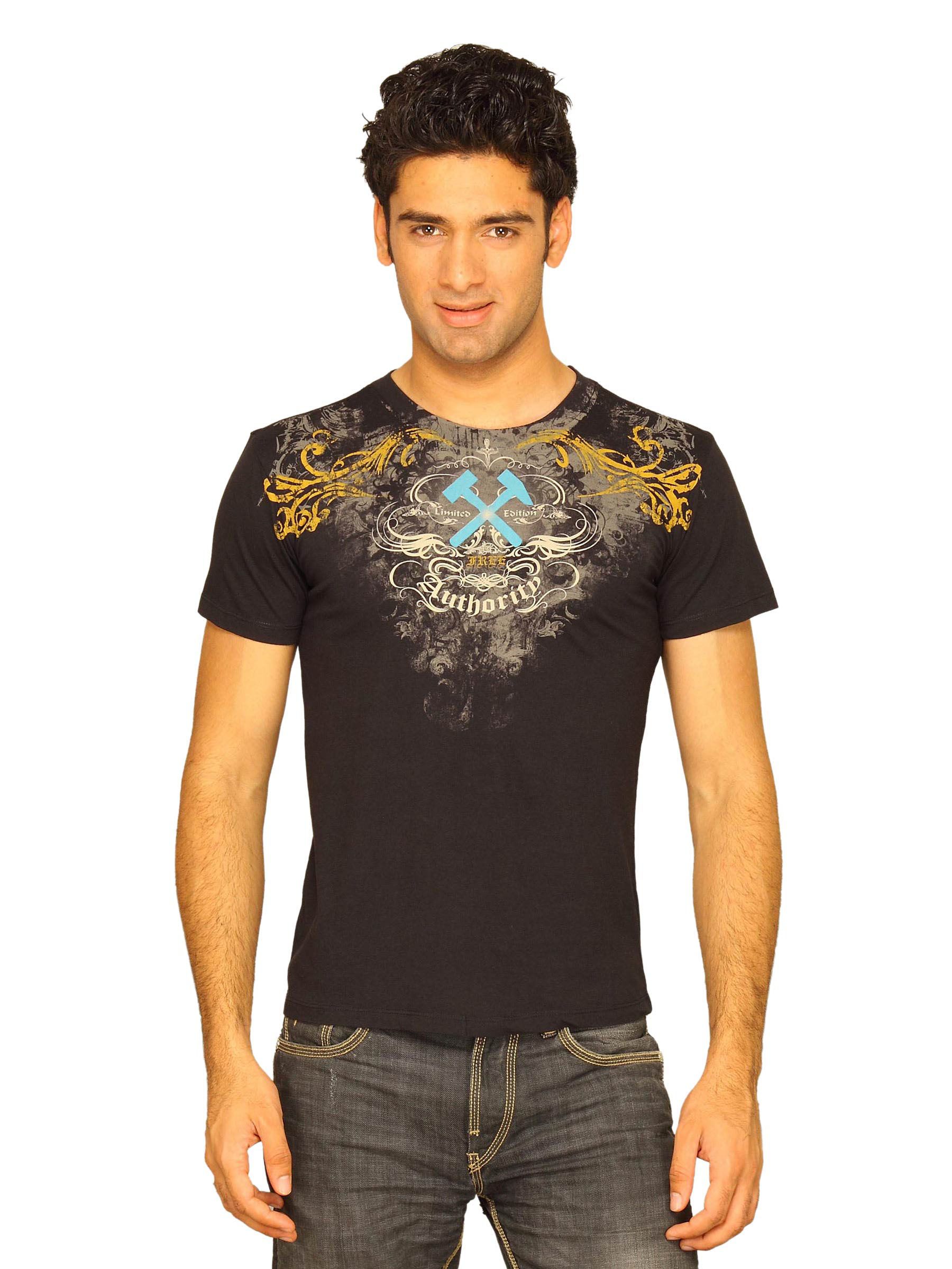Free Authority Men's Studs Washed Black T-shirt