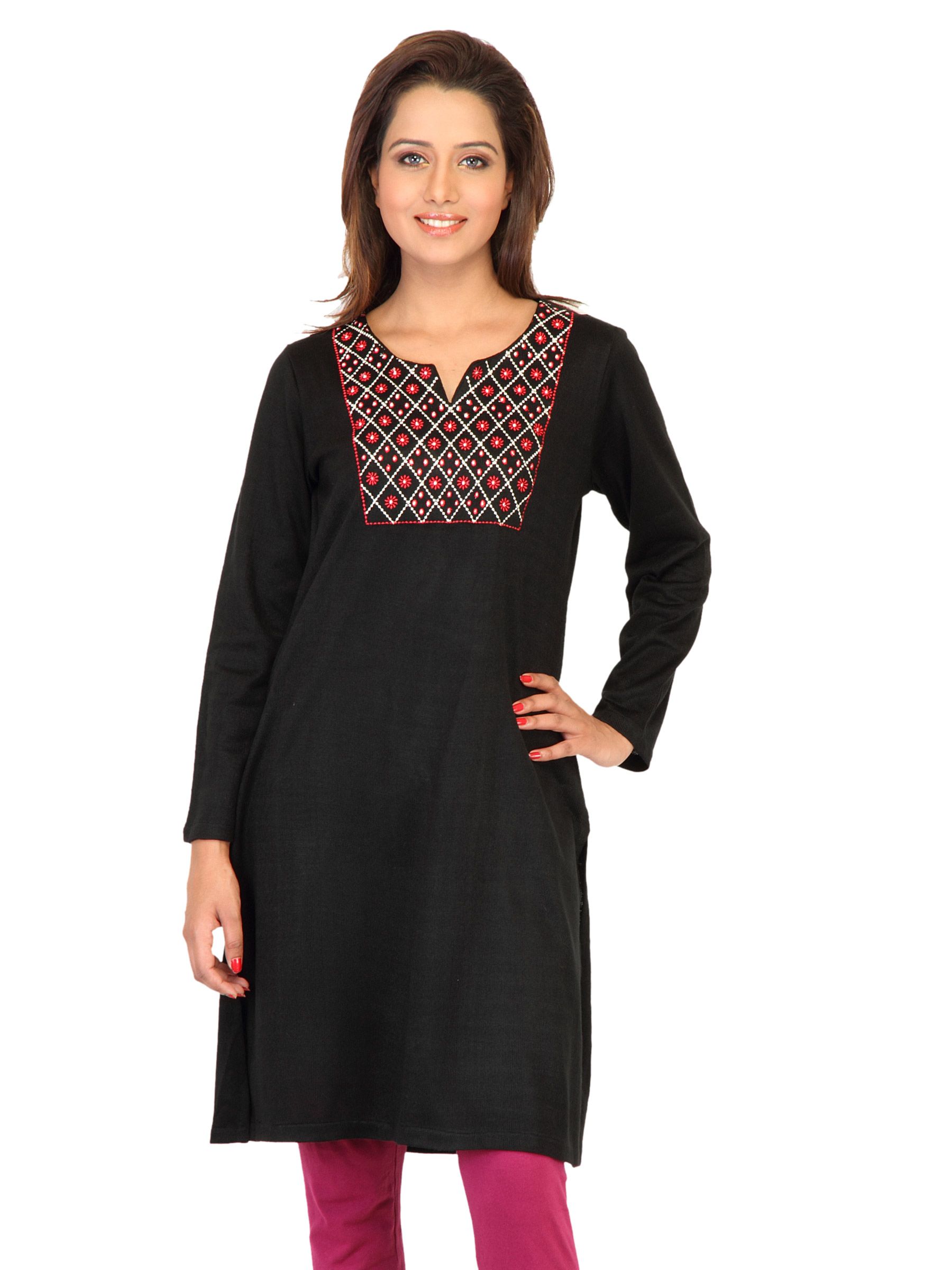 Aurelia Women Solid Black Kurtas