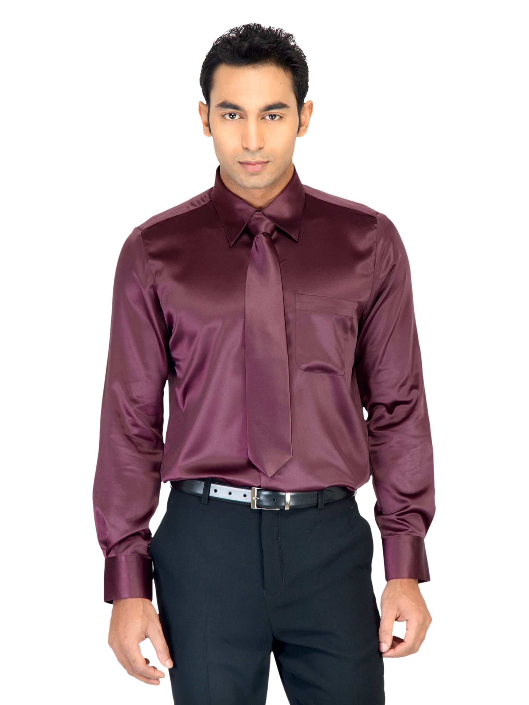 Turtle Solid Men  Burgundy Shirt