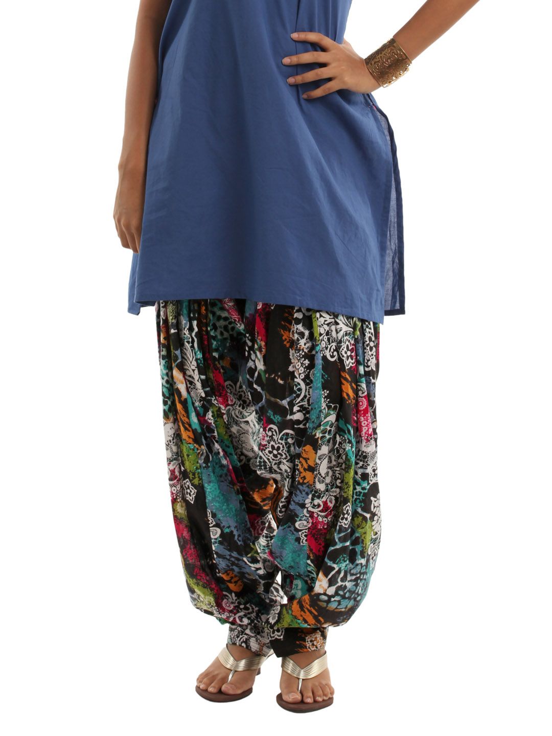 Shree Women Black Printed Patiala