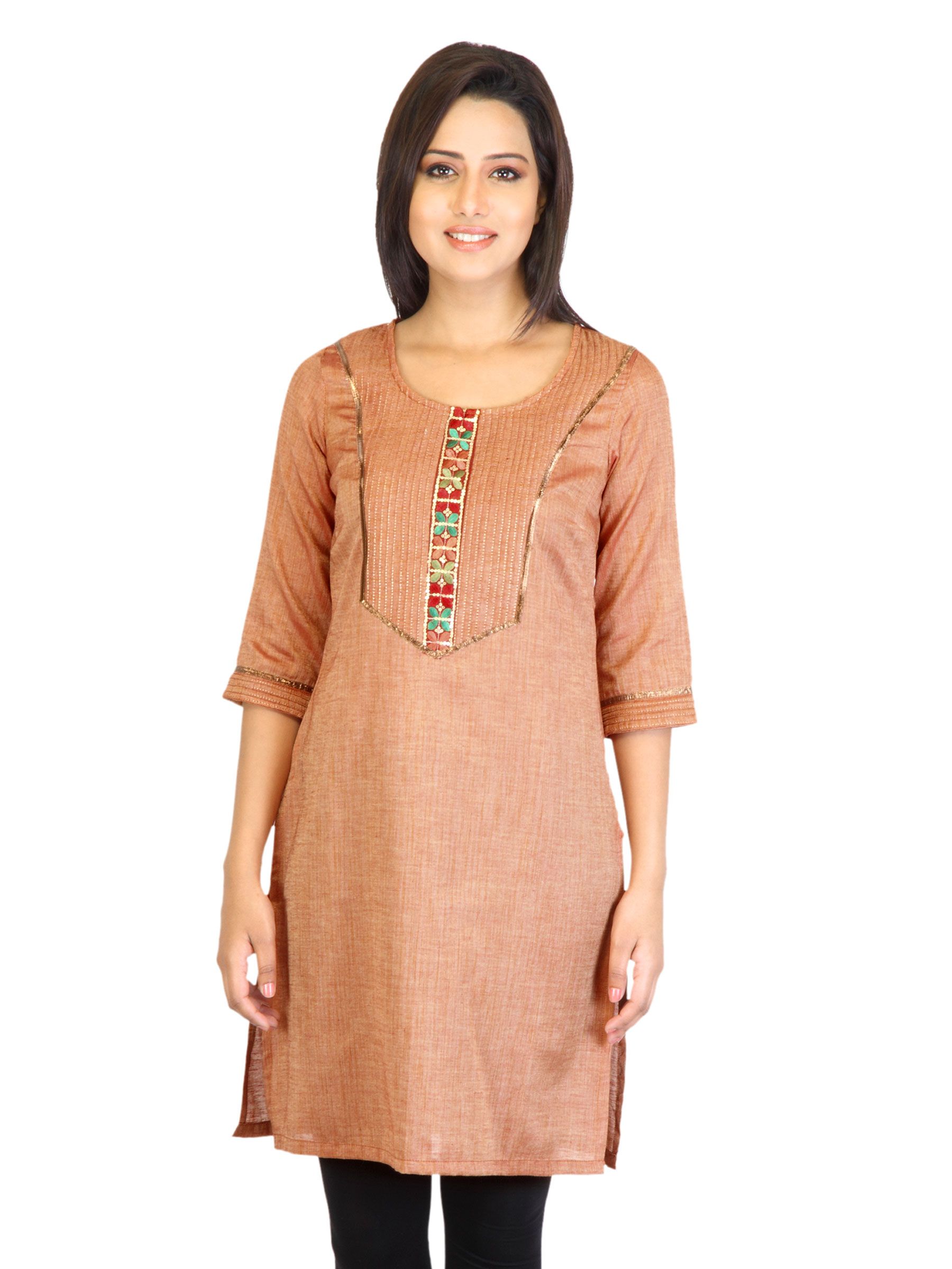 Aurelia Women Orange Kurta