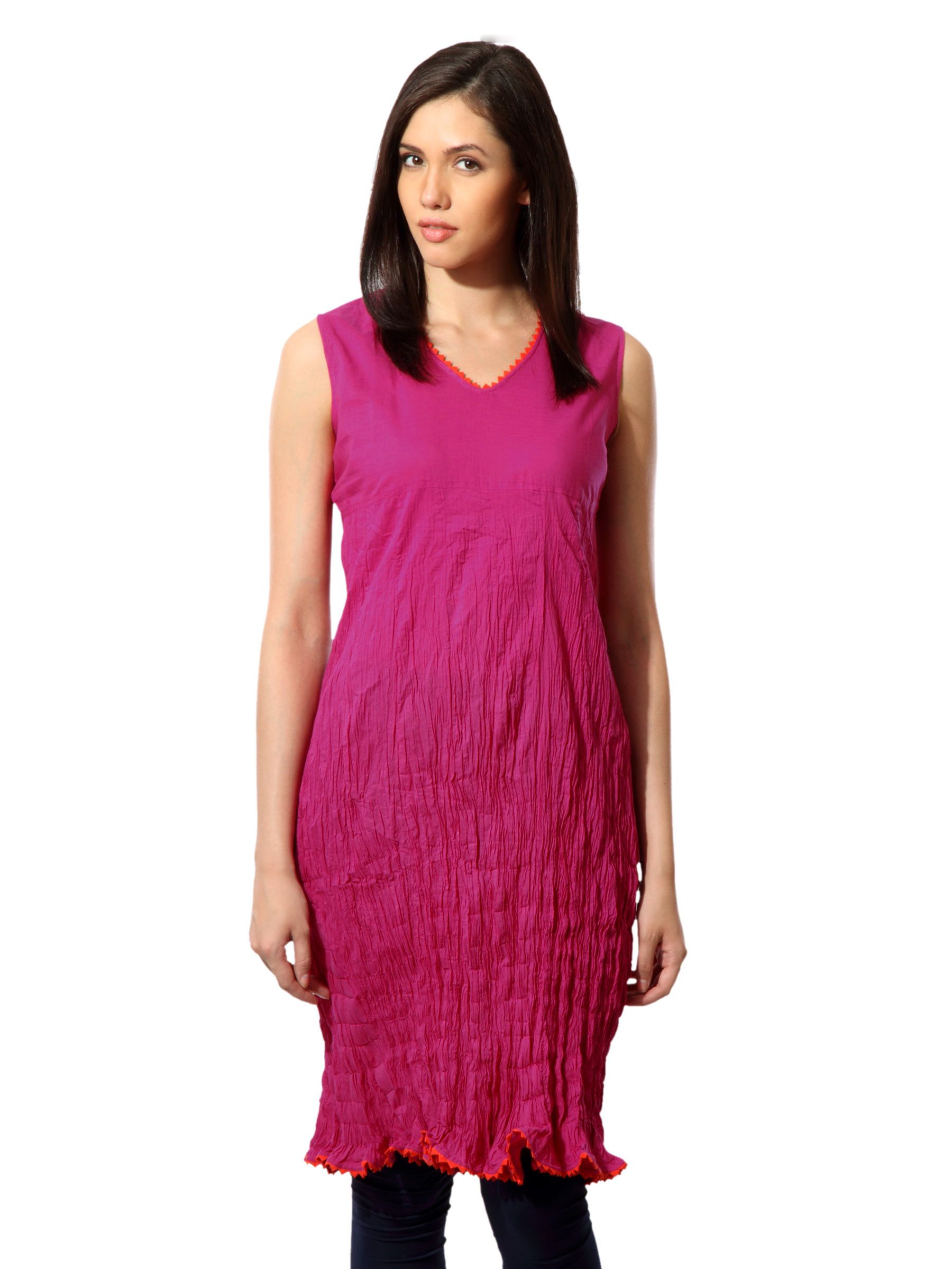 Fabindia Women Pink Kurta