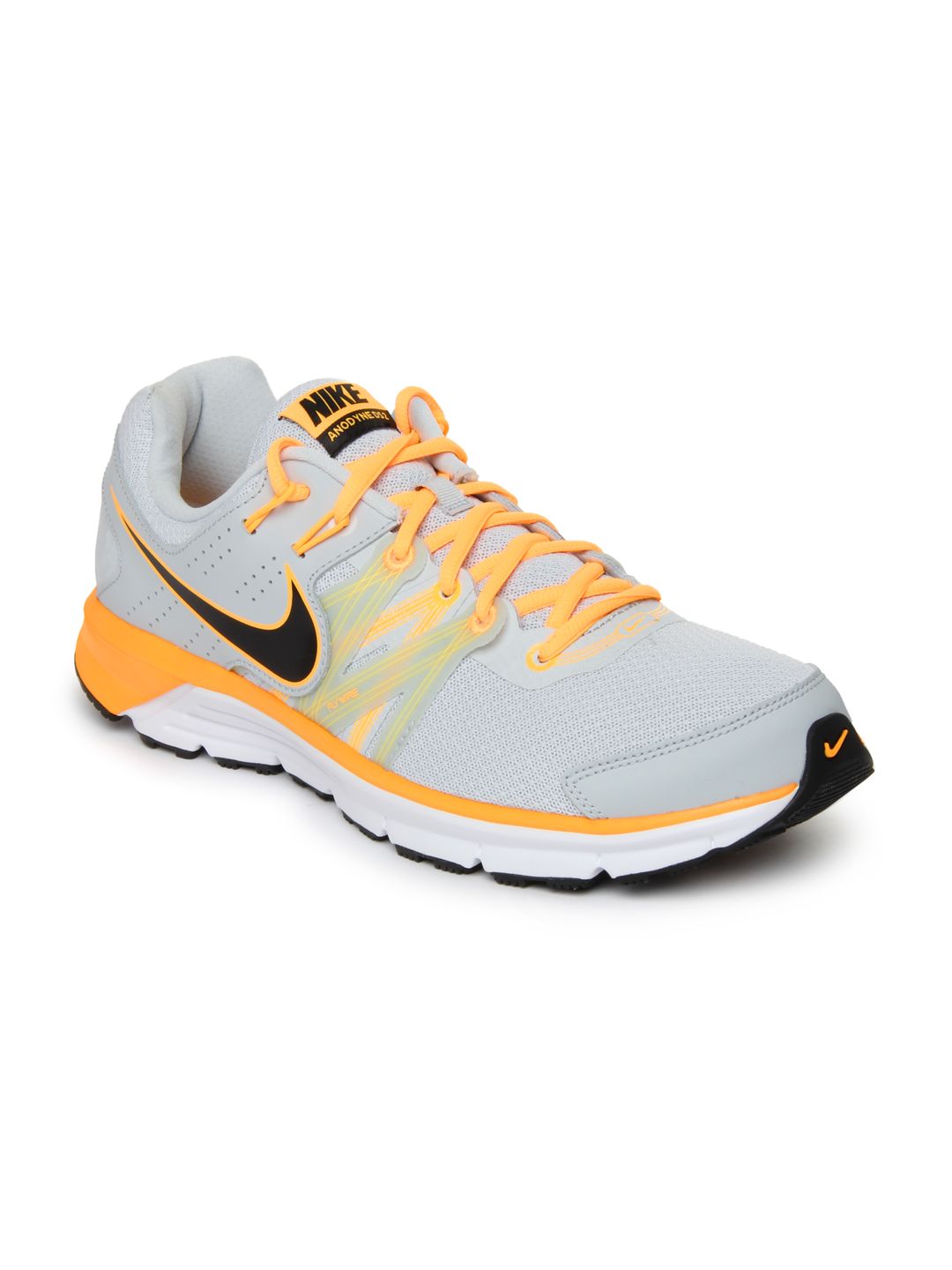 mens nike black and grey shoes