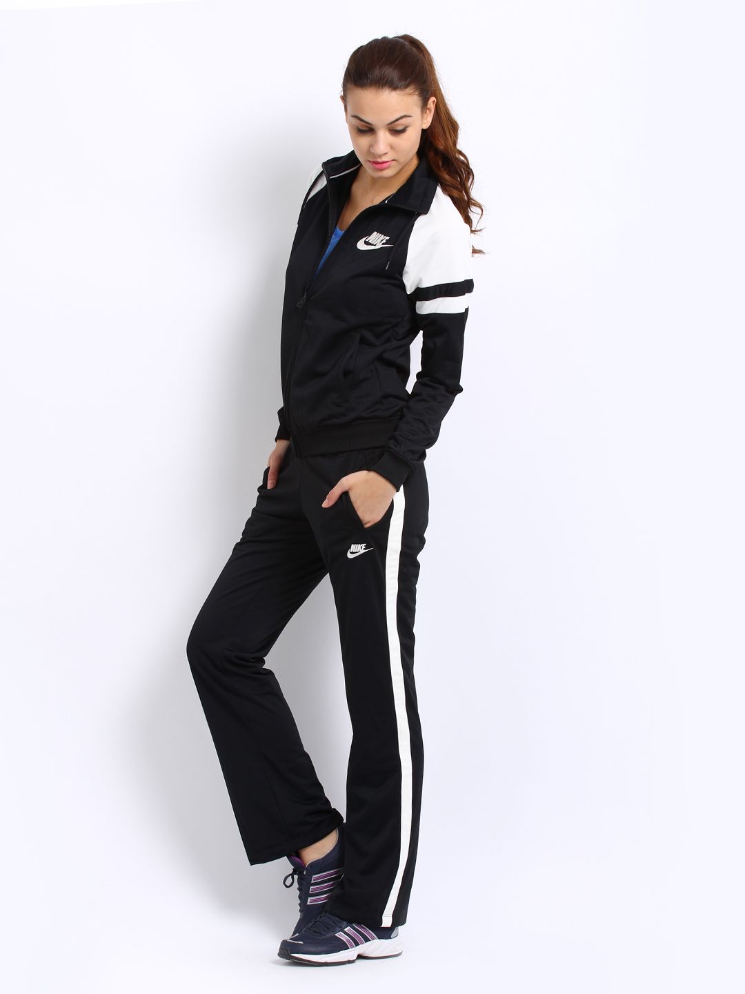 nike flower print shoes