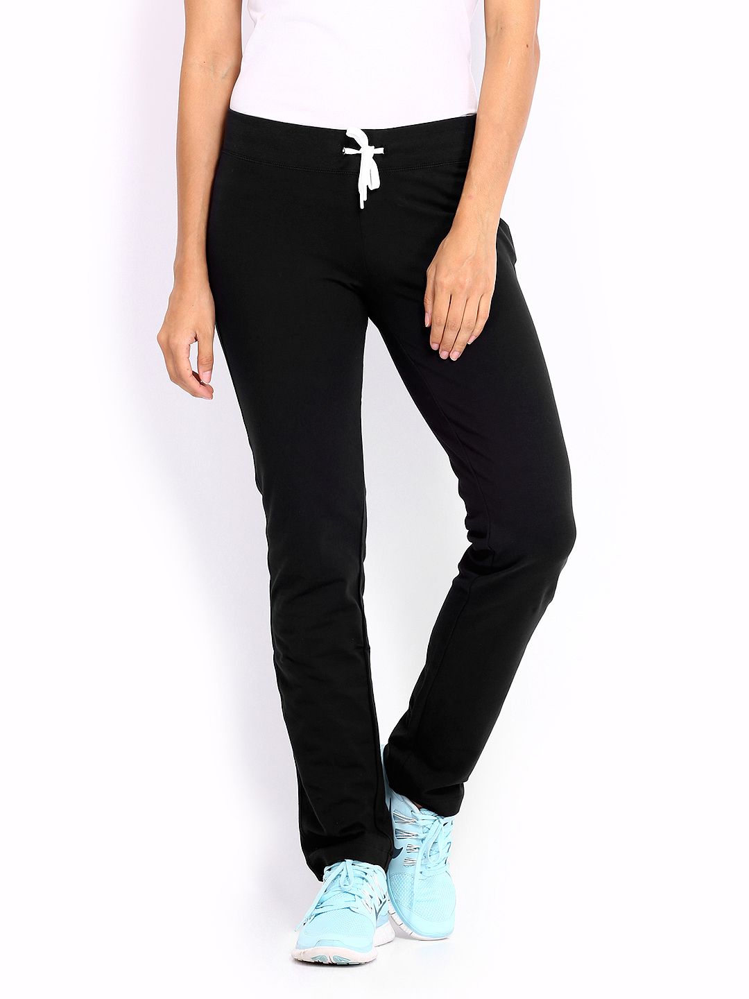 nike track pants myntra