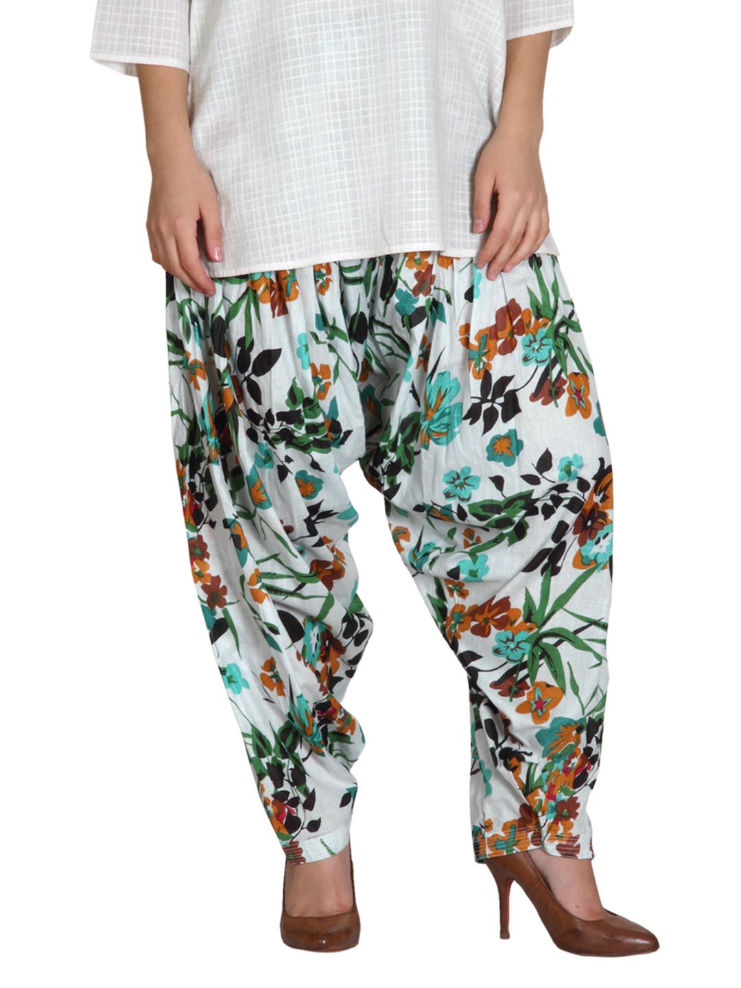 Shree Women White Printed Patiala