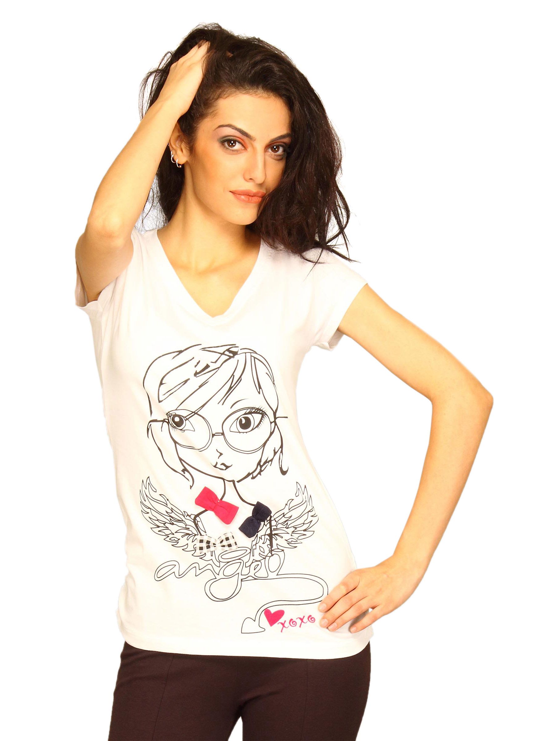 Jealous 21 Women's White XOXO T-shirt