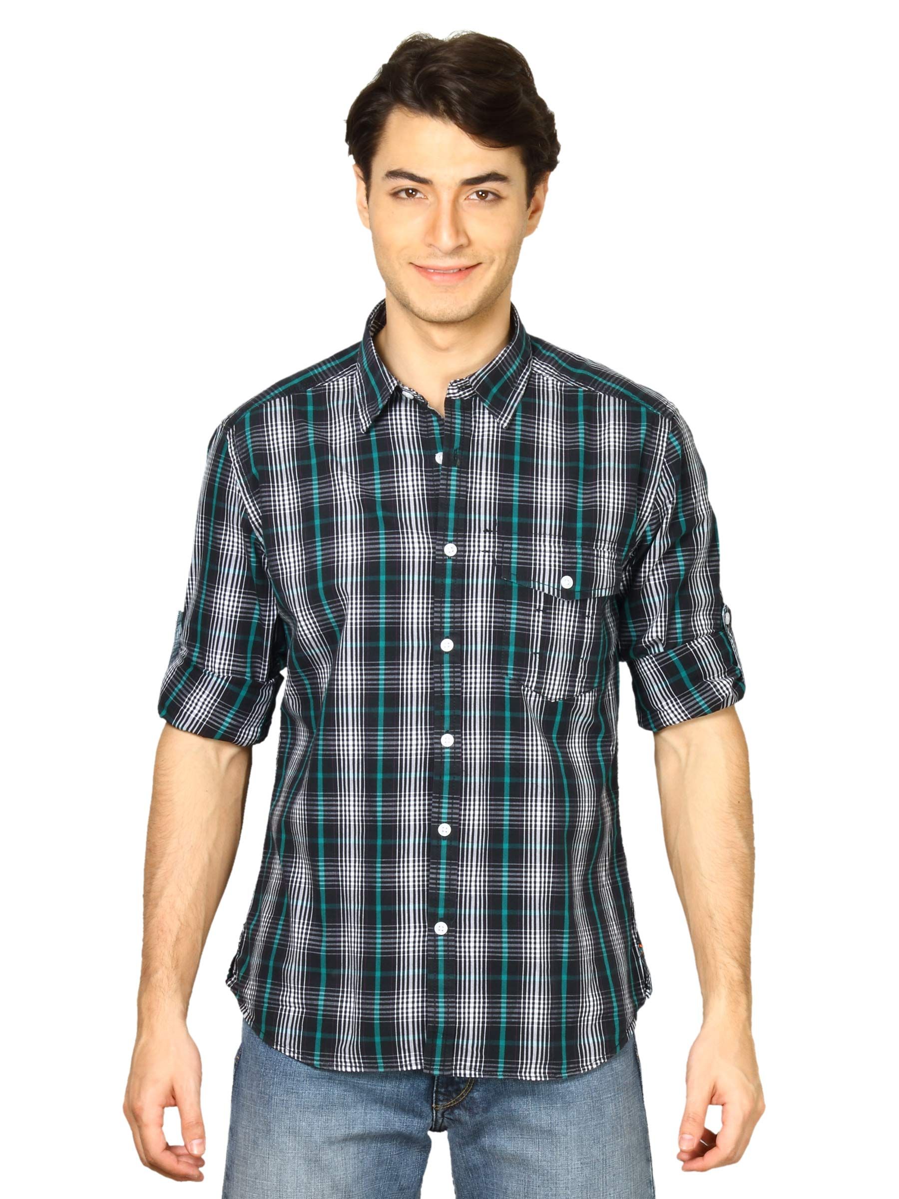 Scullers Men Black & Green Shirt