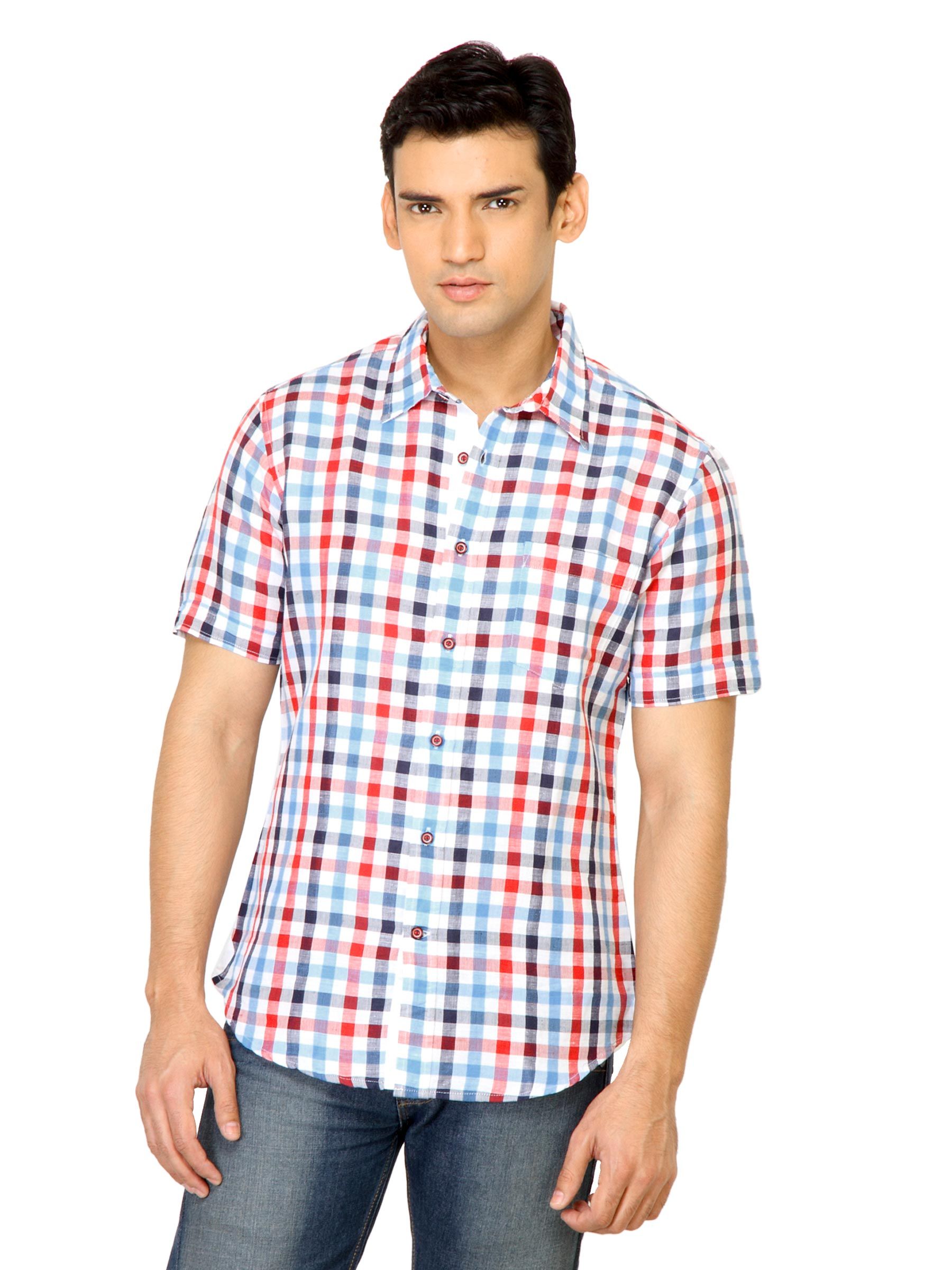 United Colors of Benetton Men Check Red Shirt