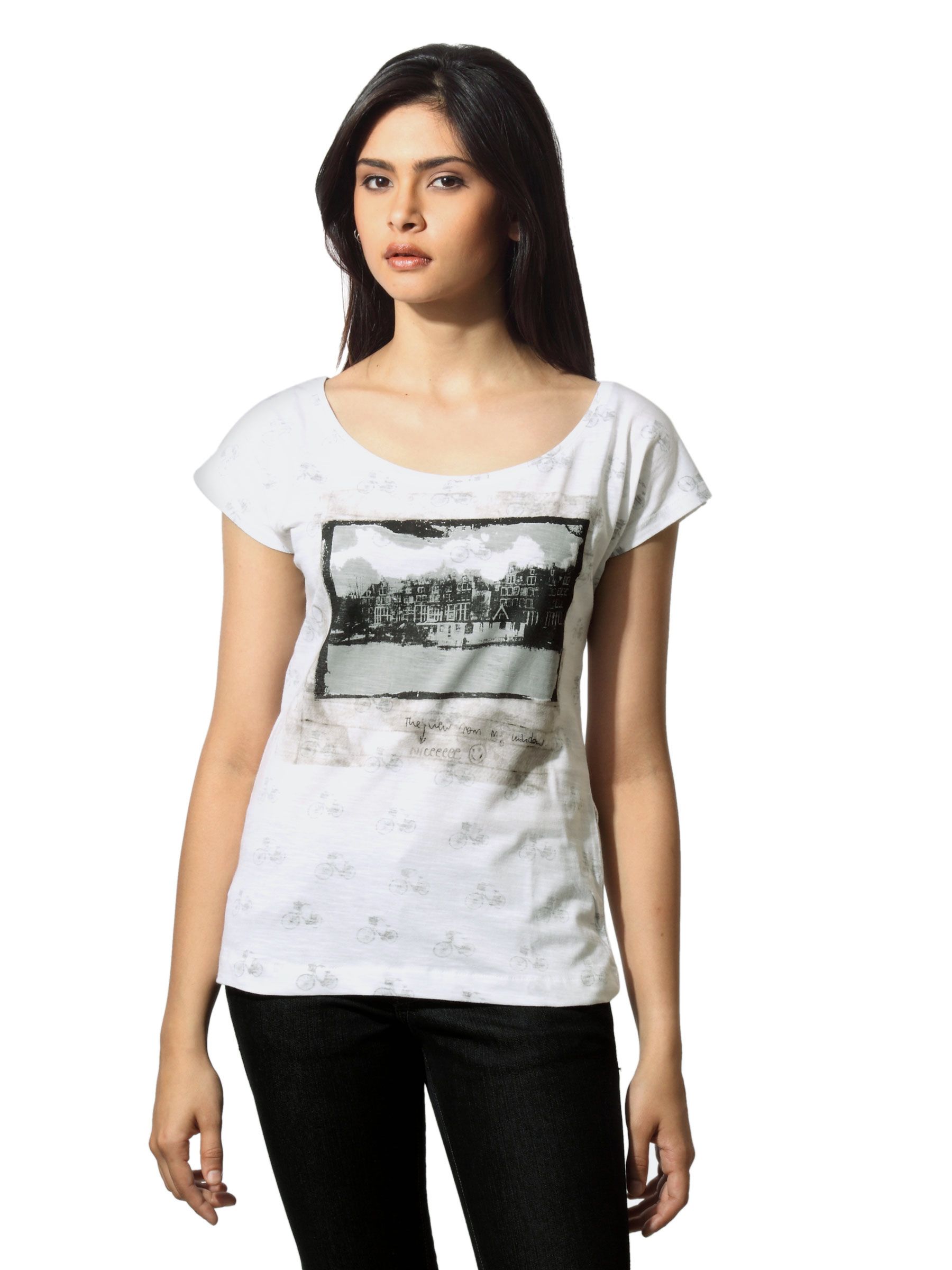 Flying Machine Women Pop White T-shirt