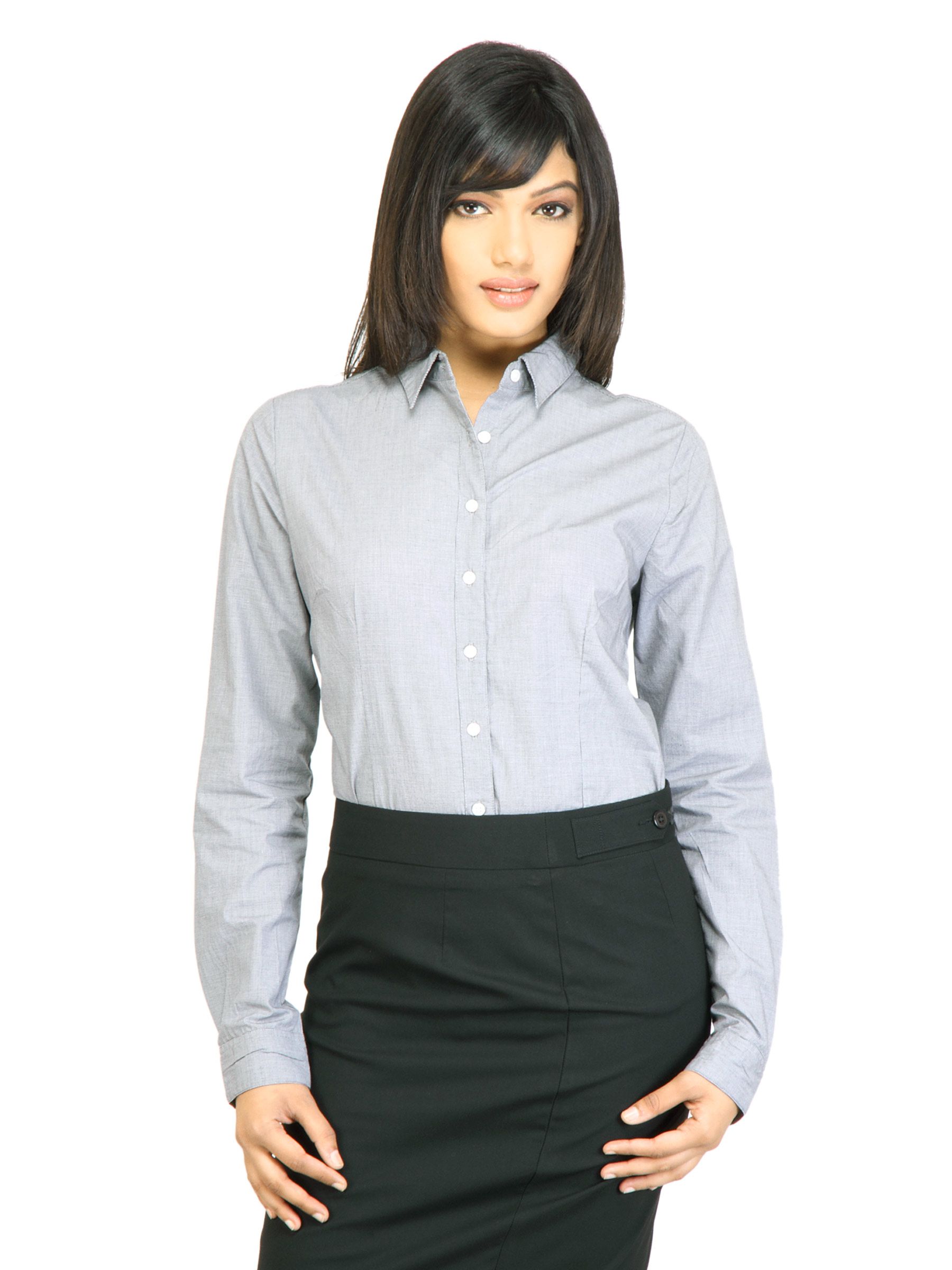 Arrow Woman Aiyanna Grey Shirt