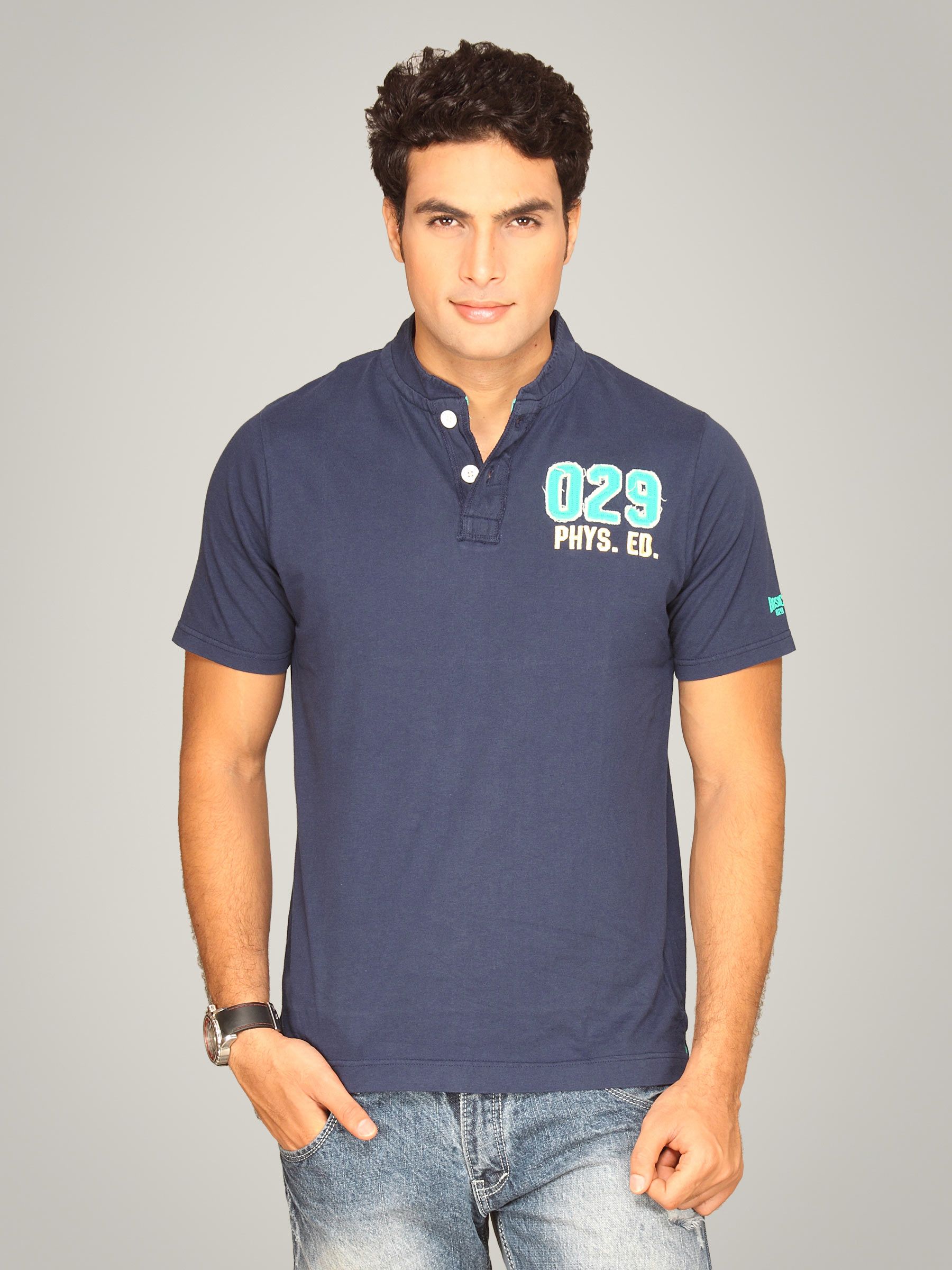 Basics Men Blue T-shirt
