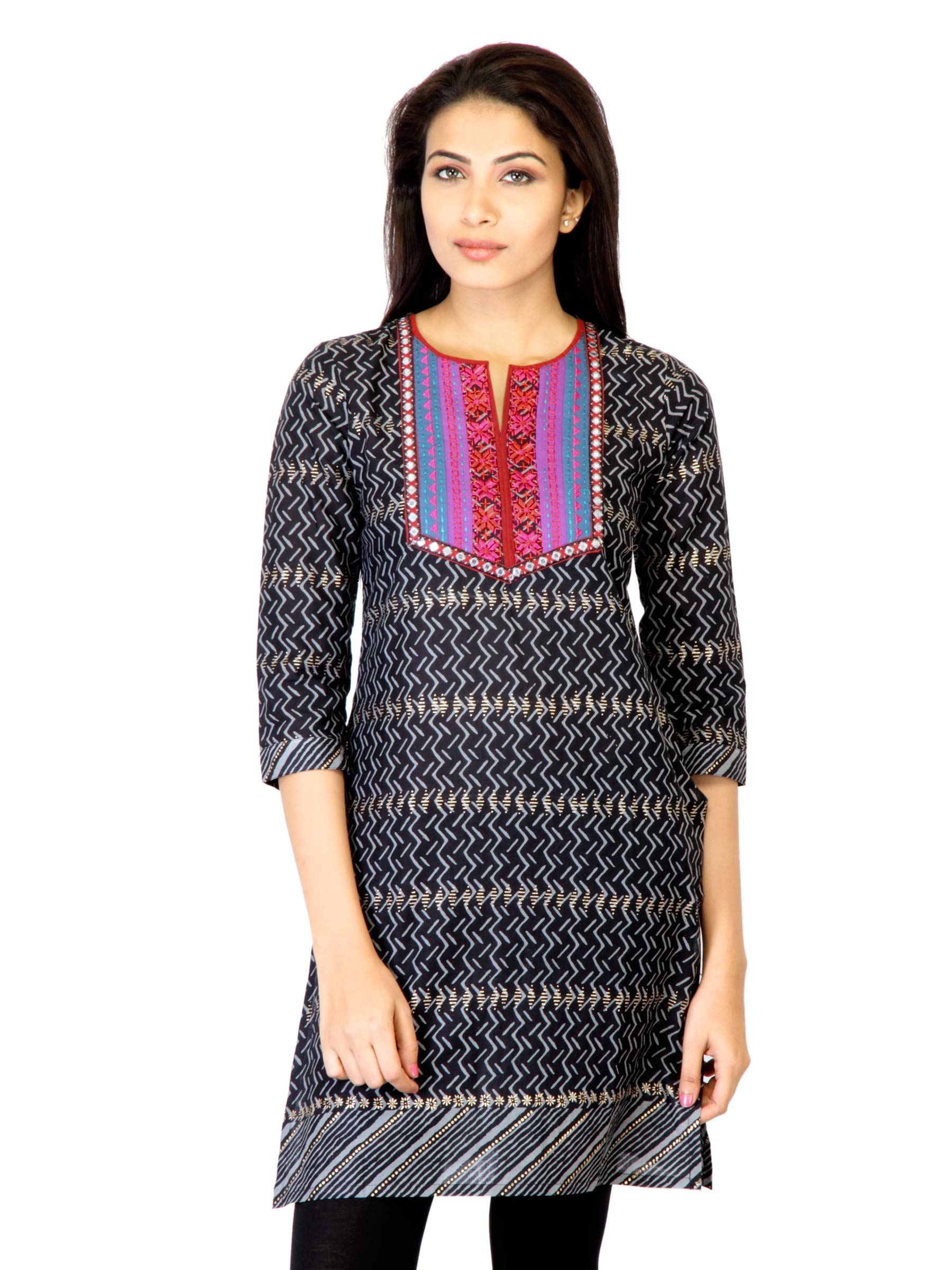 Mother Earth Women Black Printed Kurta