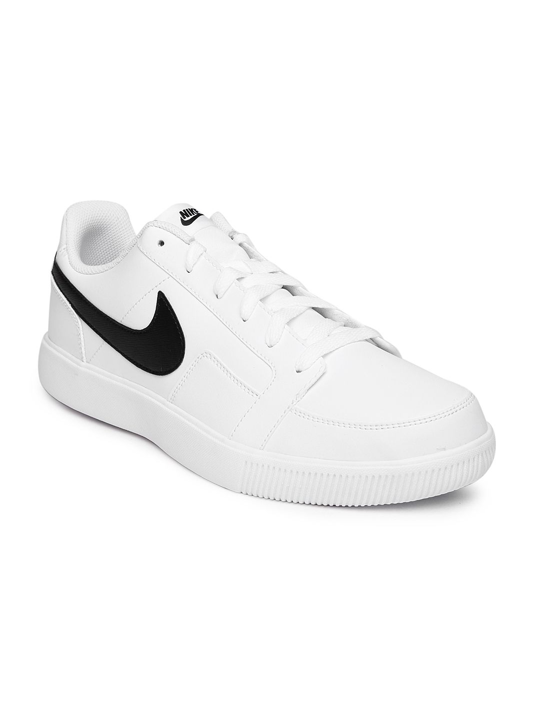 nike white casual shoes