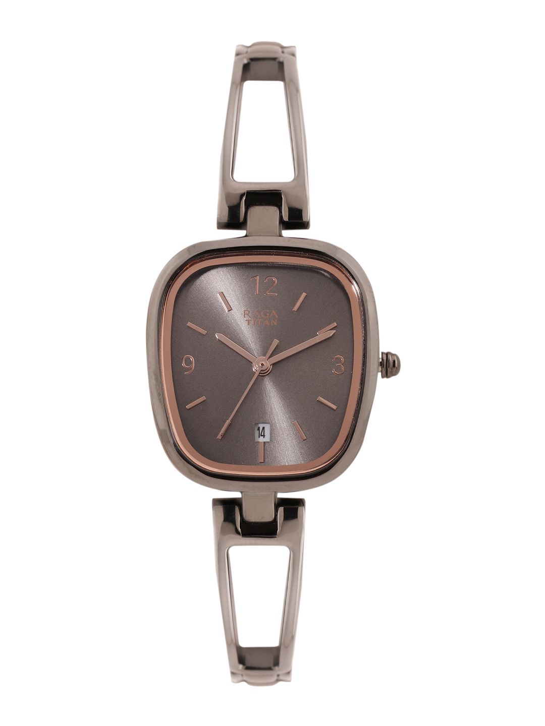 Titan Women Bracelet Style Analogue Watch 2604QM01