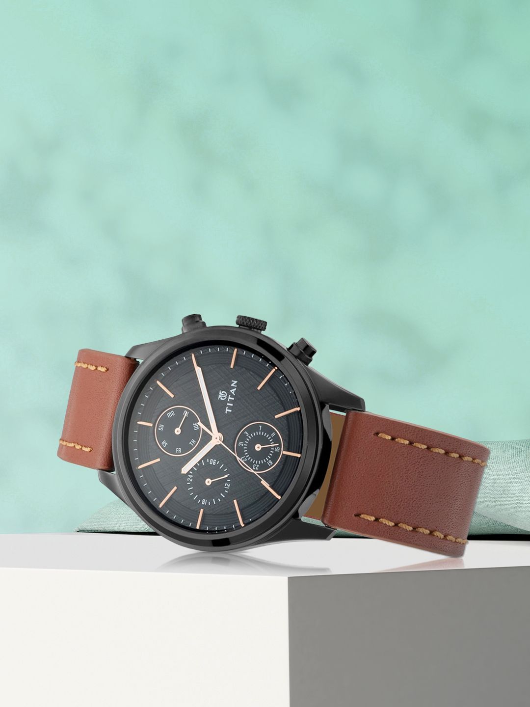 Titan Men Black Analogue Genuine Leather Watch 1805NL01-image-6