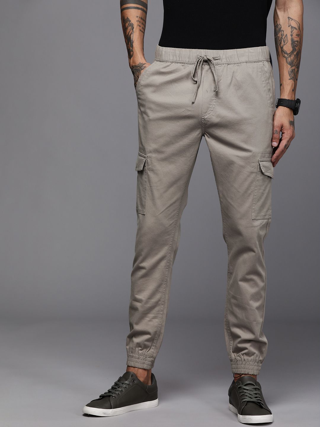 Wrogn hot sale cargo pants