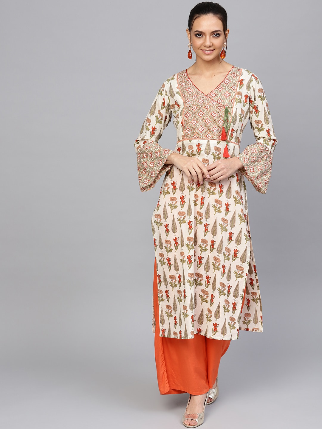 Jaipur Kurti Women Off-White & Green Floral Printed Angrakha Straight Kurta