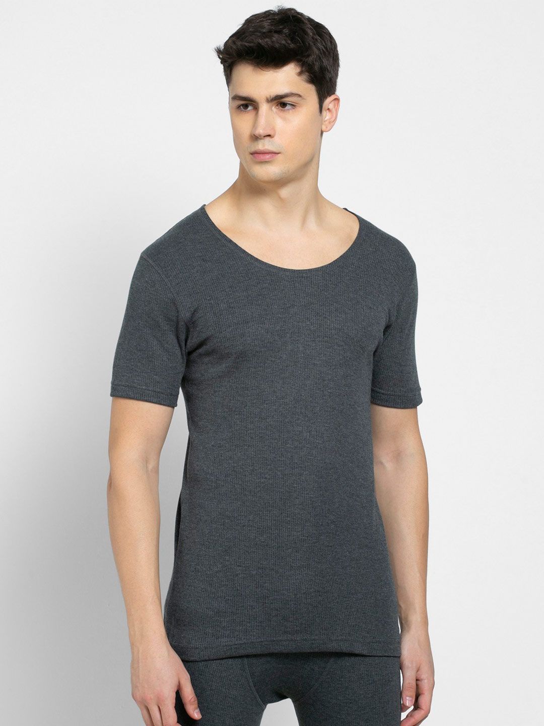 Jockey Men Solid Round Neck Short Sleeeves Thermal T-shirt 2400-picture-49