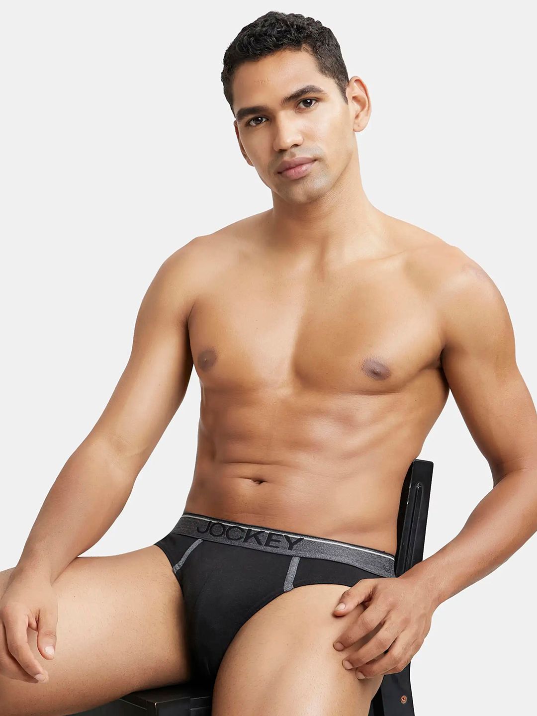 Jockey Men Black Solid Modern Briefs 8044-0105-image-1