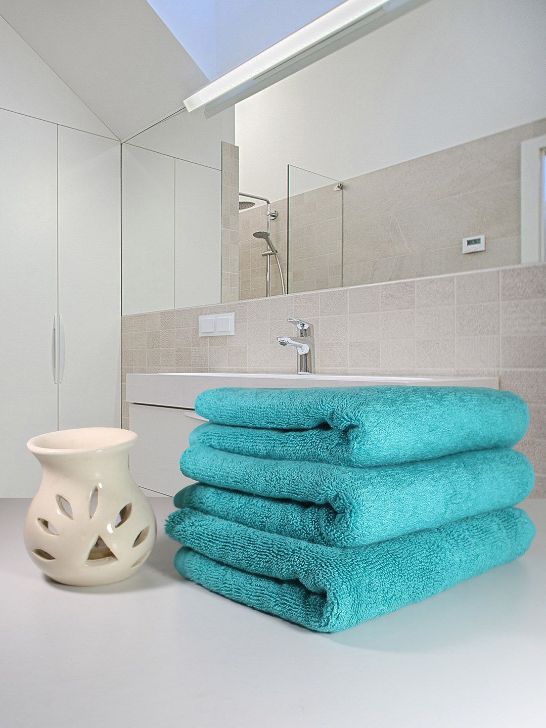 Heelium Unisex Super Soft & Quick Absorbent 600 GSM Bamboo Hand Towel-picture-40