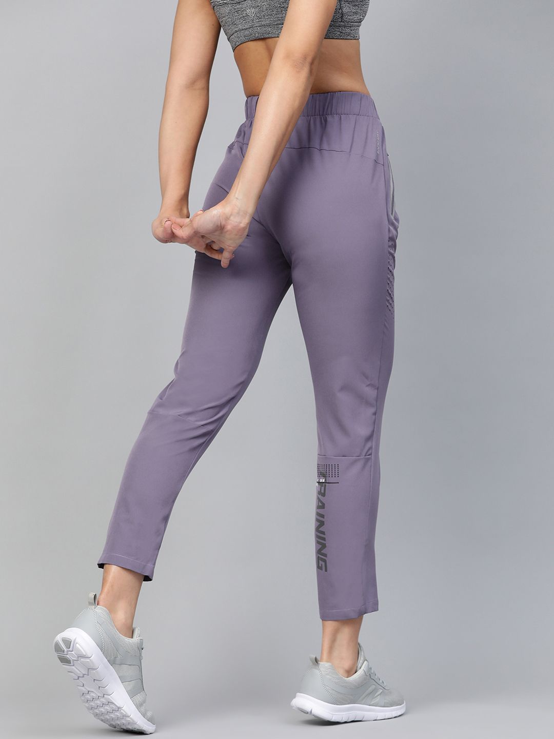 HRX by Hrithik Roshan Women Lavender Skinny Fit Colourblocked Yoga Tights -12790428