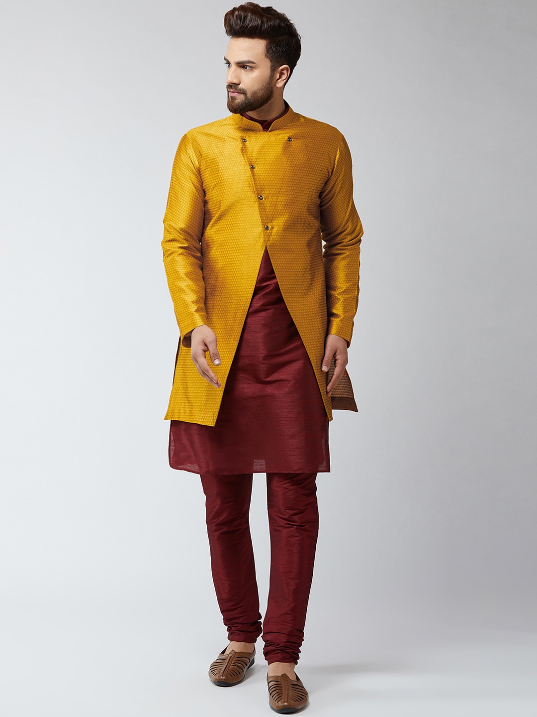 SOJANYA Men Maroon & Mustard Yellow Self Design Sherwani Set