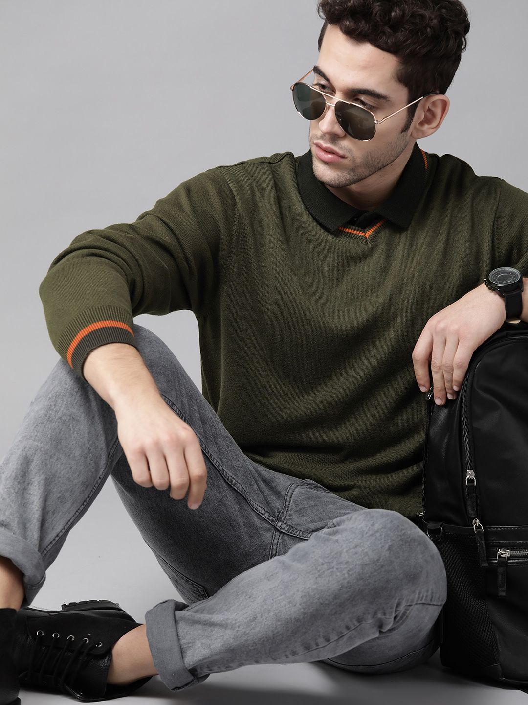 Roadster Men Olive Green Solid Pullover Sweater-image-44