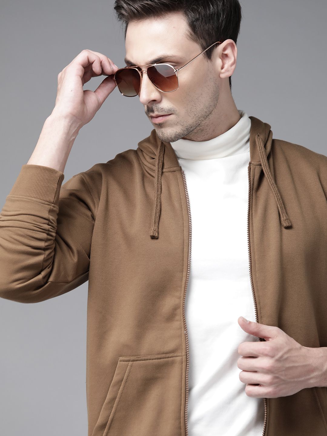 Roadster Men Brown Solid Hooded Sweatshirt