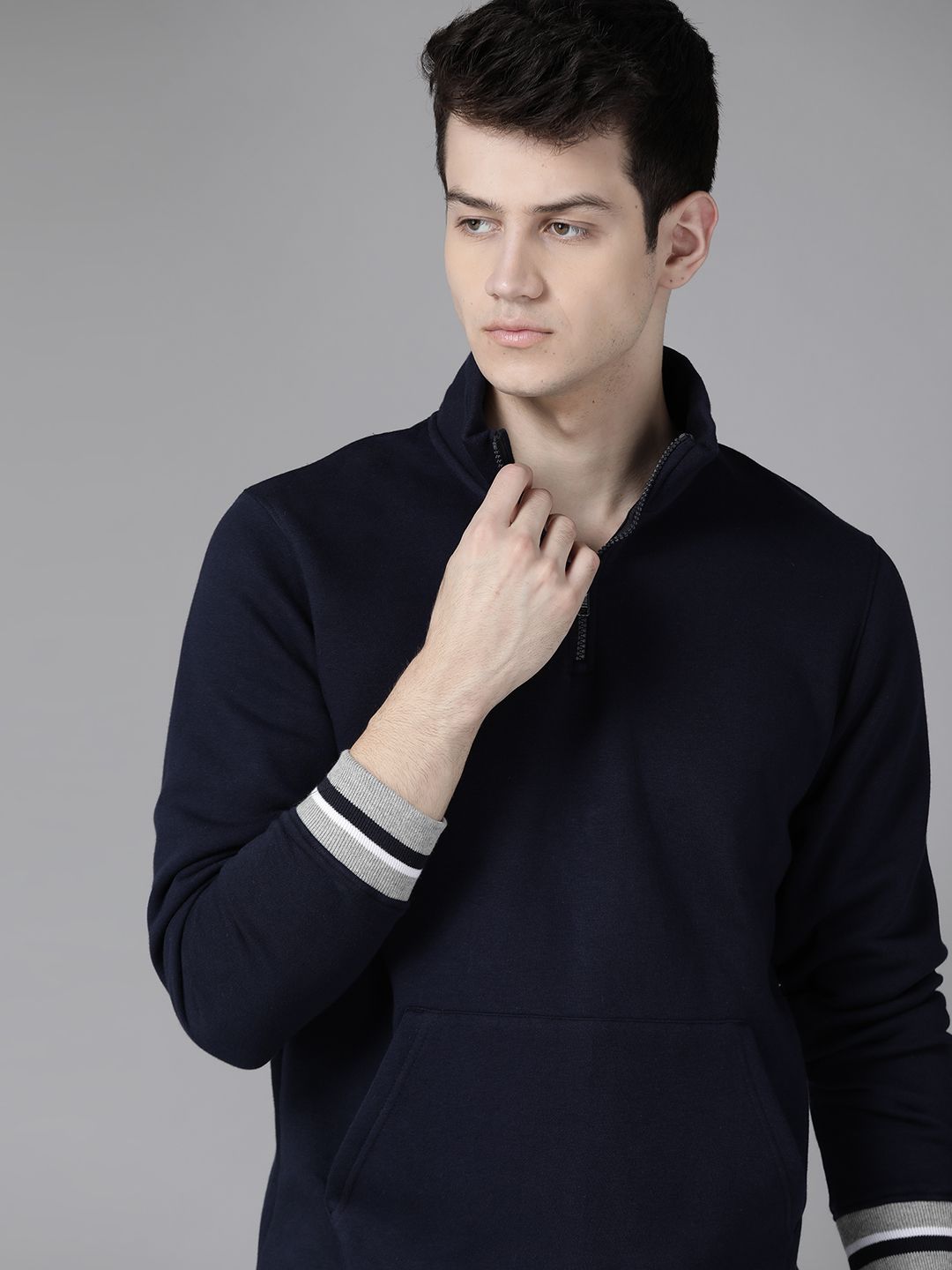 Roadster Men Navy Blue Solid Sweatshirt-image-41