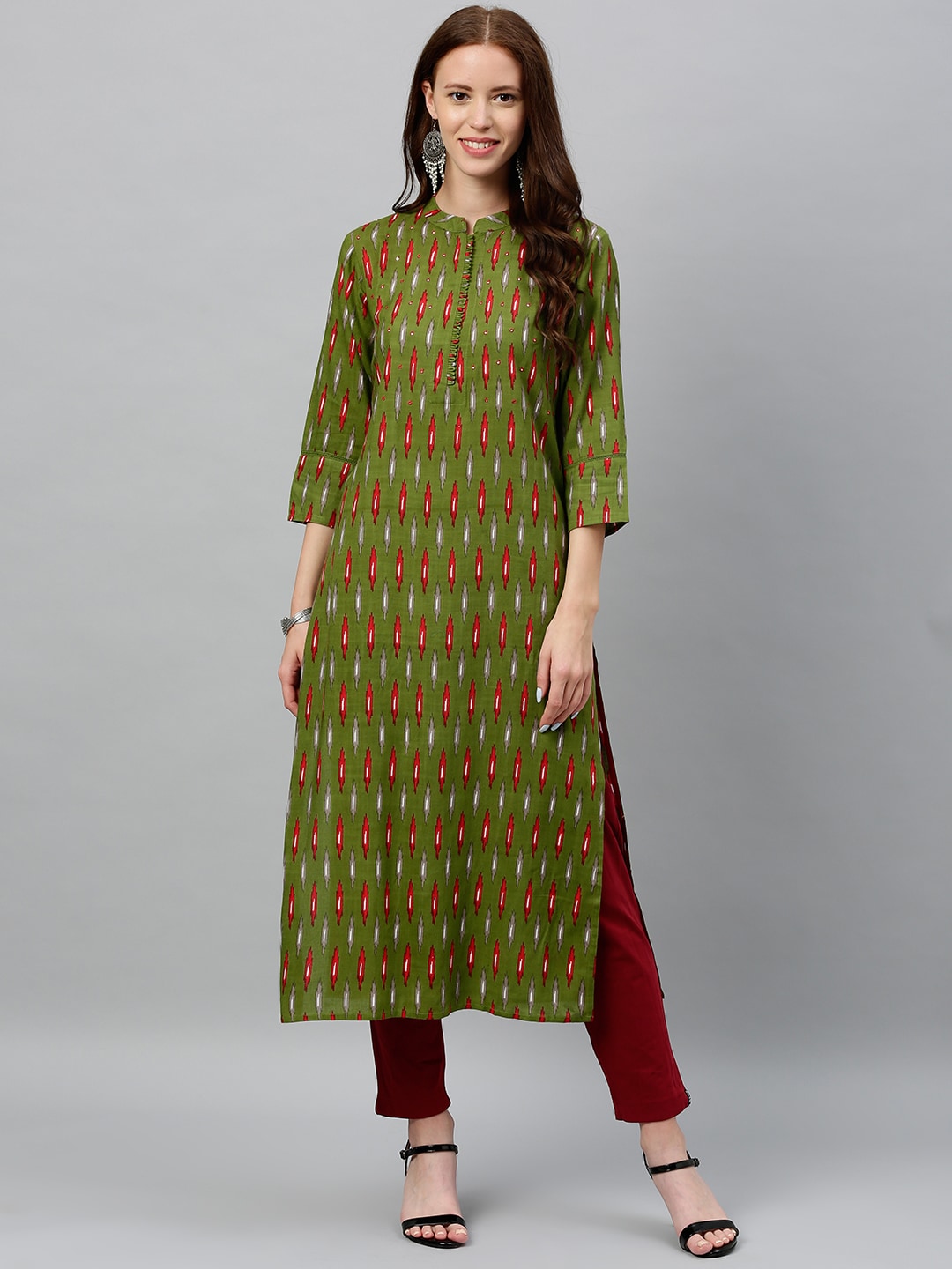 kipek Women Green & Red Ikat Printed Straight Kurta