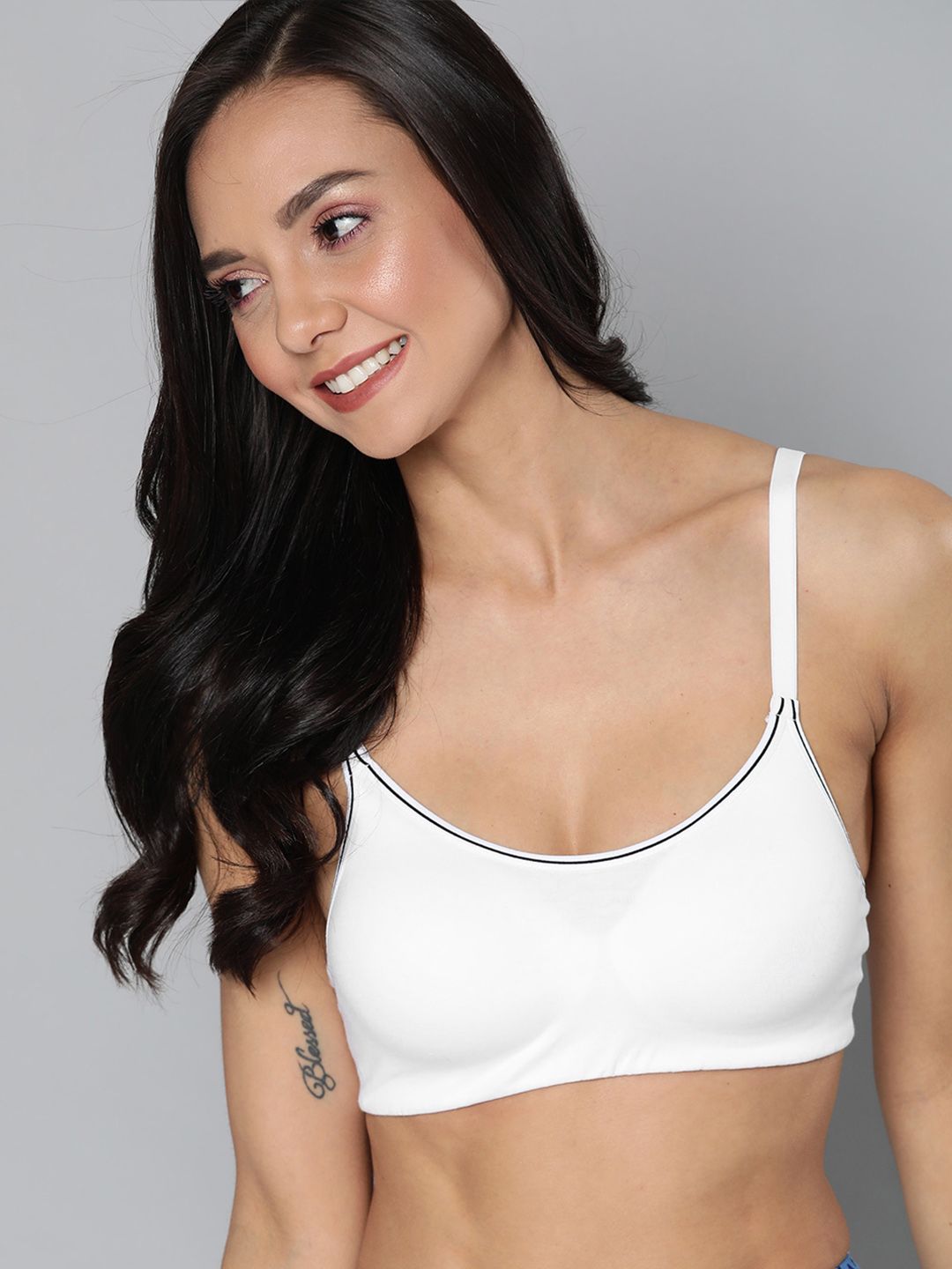 Mast & Harbour White Solid Non-Wired Lightly Padded Everyday Bra