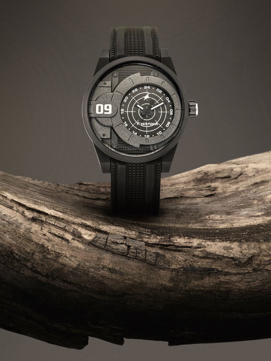 Fastrack Men Black Analogue Watch-picture-33