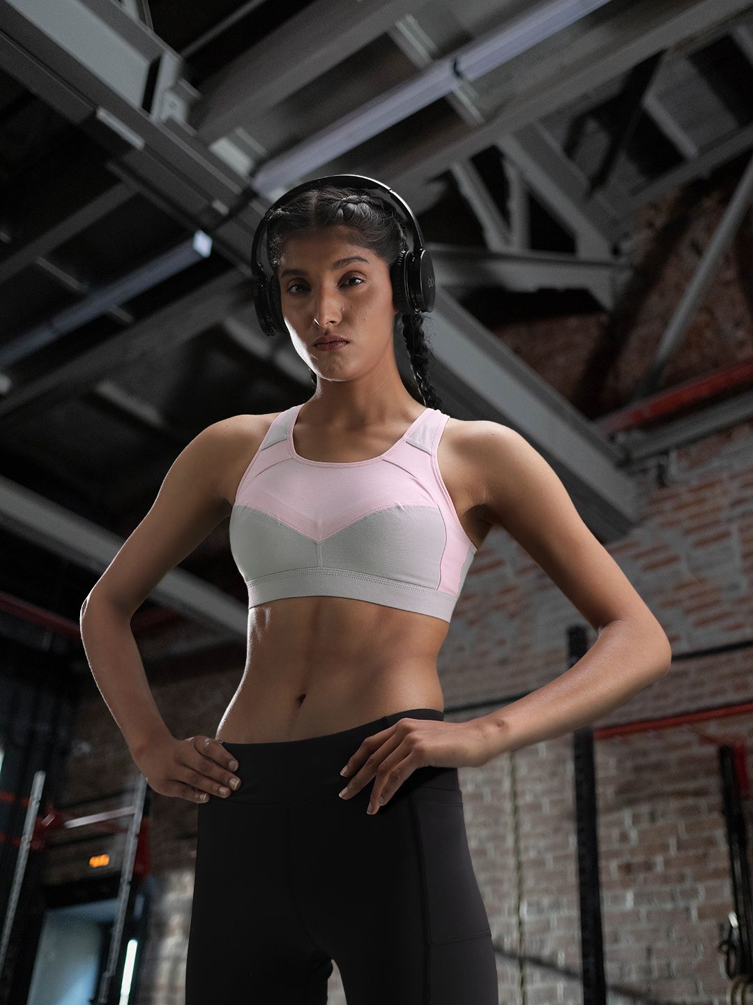 Van Heusen Colourblocked Non-Wired Lightly Padded Antibacterial Racerback Sports Bra