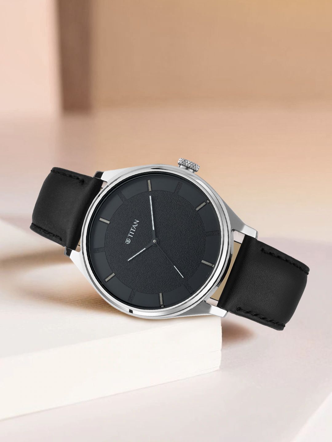 Titan Men Black Analogue Watch-image-5