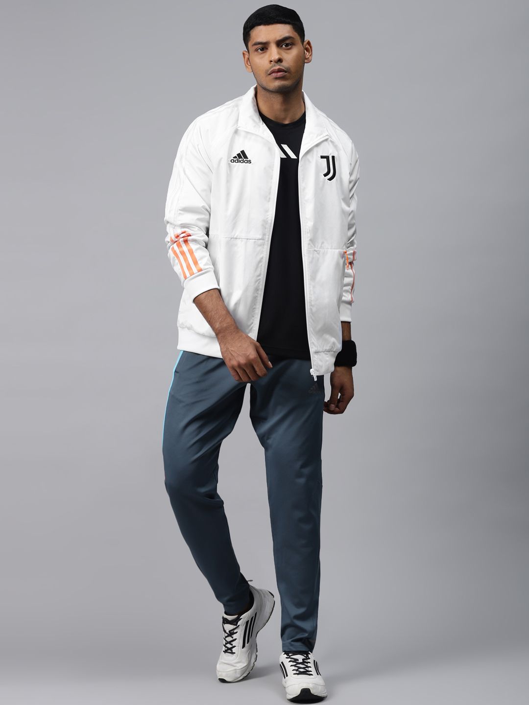 Buy ADIDAS Men White Solid Lightweight Juventus Anthem Football