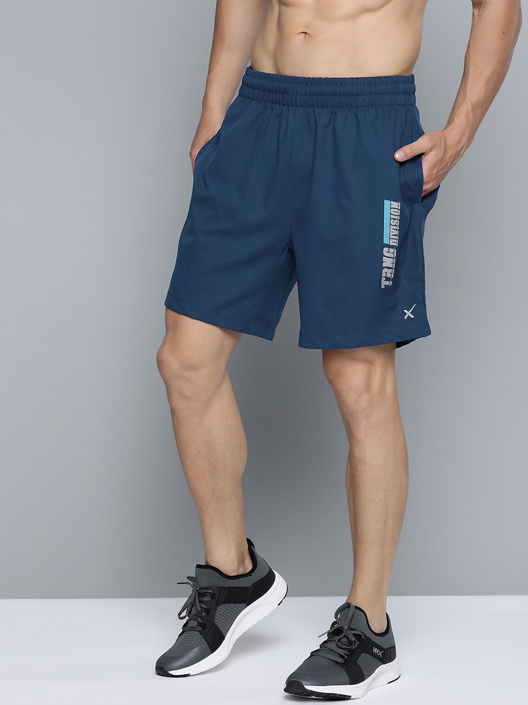 HRX By Hrithik Roshan Men Estate Blue Colourblock Regular Fit Rapid-Dry Antimicrobial Training Shorts