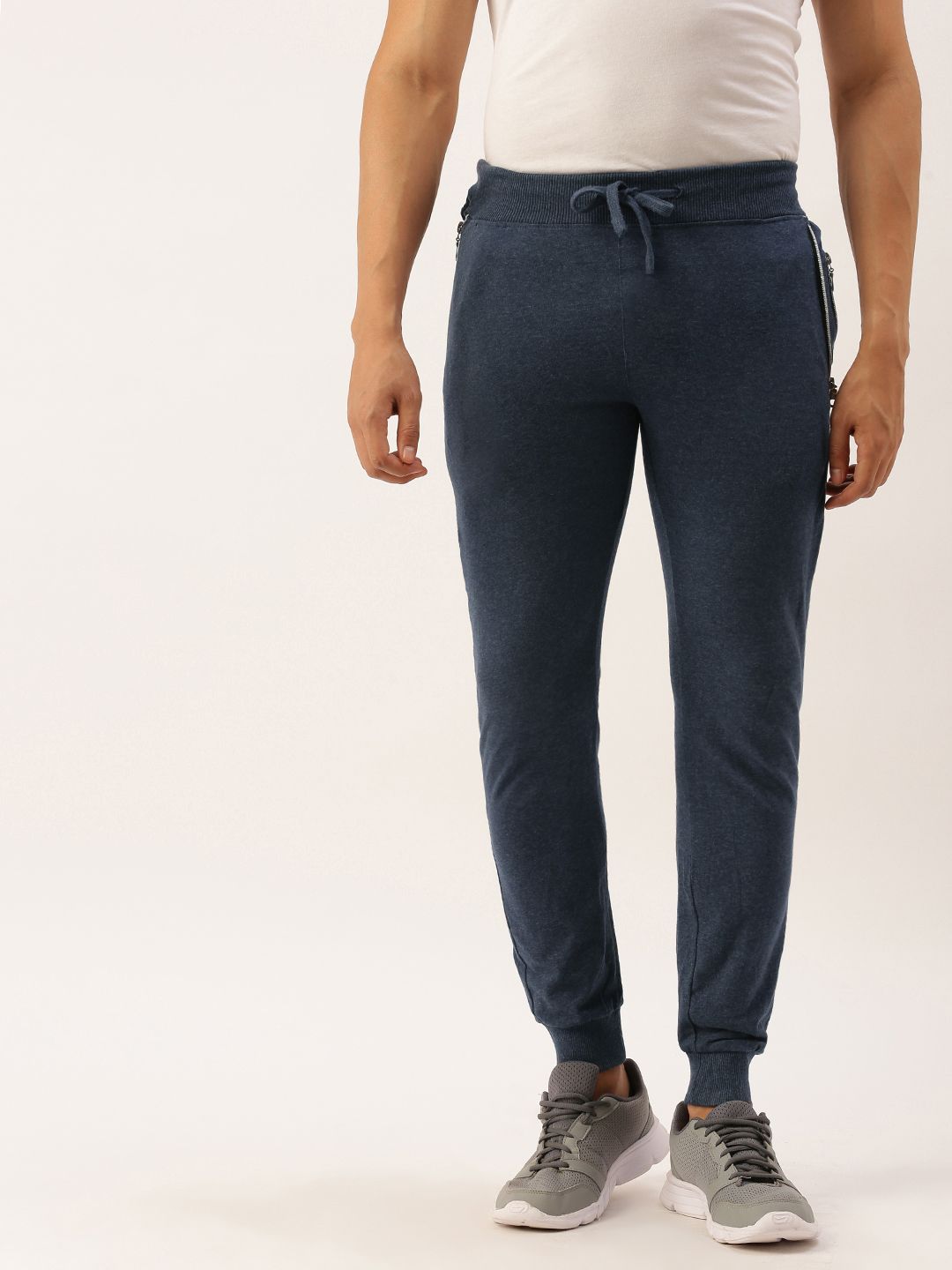 Campus Sutra Men Navy Blue Cotton Solid Outdoor Joggers-picture-38