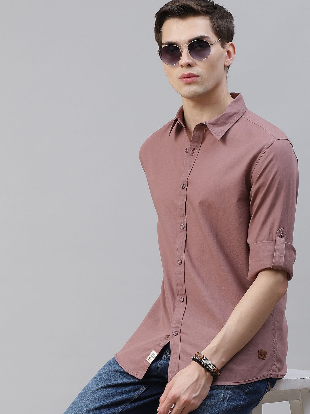 The Roadster Lifestyle Co Men Mauve Solid Pure Cotton Regular Fit Sustainable Casual Shirt-picture-14