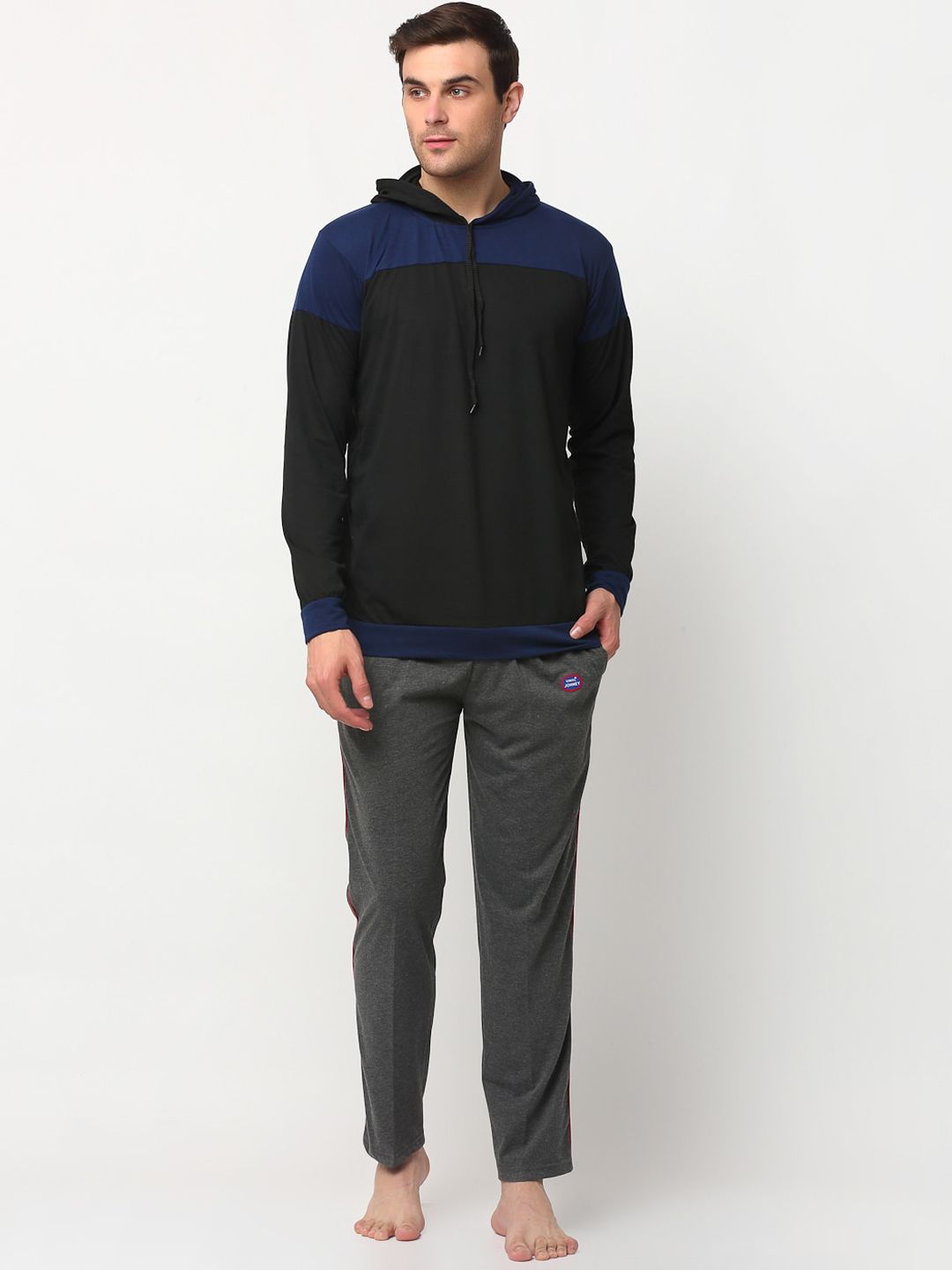 mack jonney VIMAL JONNEY Men Black & Grey Solid Night suit-picture-13