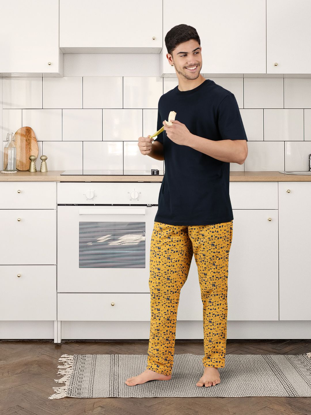 pepe jeans Puma Men Yellow & Black Printed Lounge Pants-picture-28