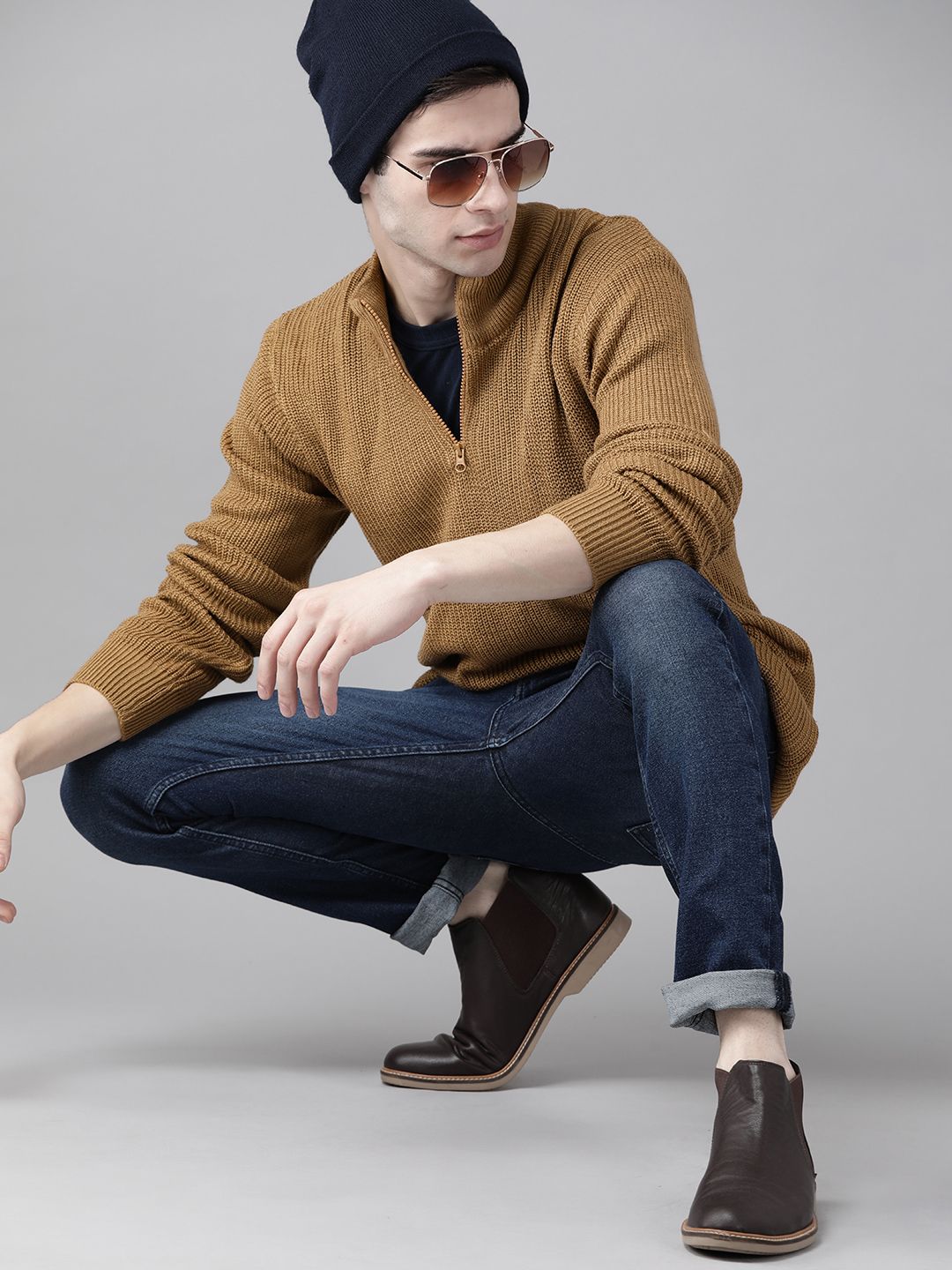 Roadster Men Brown Solid Half Zipper Pullover-picture-15