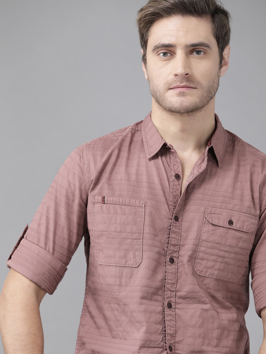 Roadster Men Mauve Solid Pure Cotton Sustainable Casual Shirt-image-2