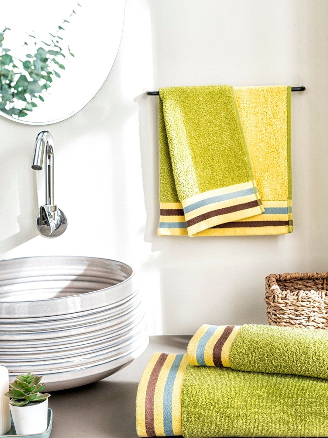 DDecor Set Of 2 Solid 500 GSM Cotton Hand Towels