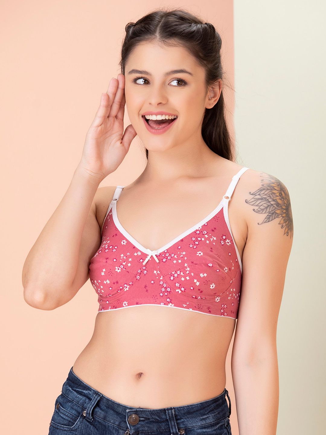 Clovia Pink & White Floral Everyday Bra Full Coverage BR0227C1432B-picture-24