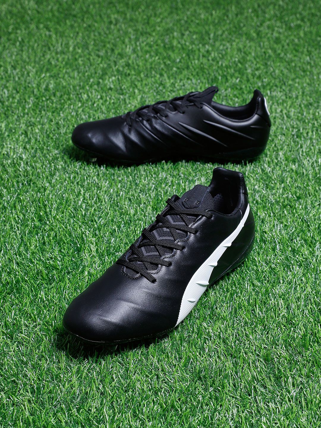 Puma Men Black & White KING Platinum 21 FG/AG Football Boots Leather Sports Shoes-picture-31