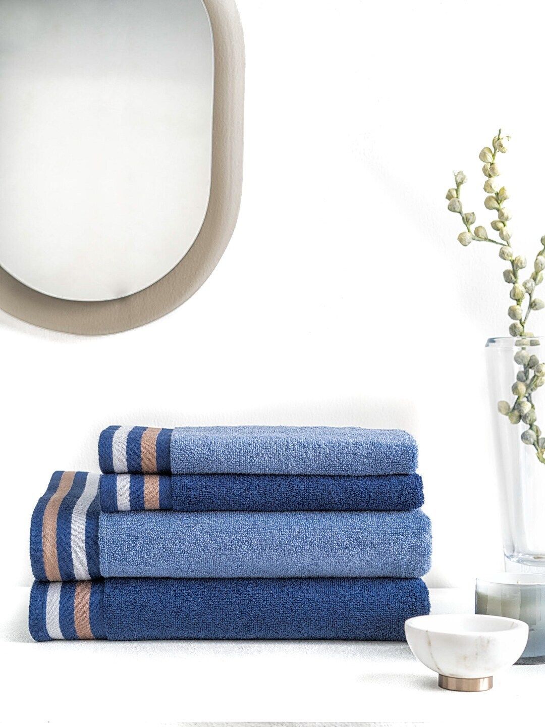 DDecor Set Of 4 Blue Solid Pure Cotton 550 GSM Towel Set