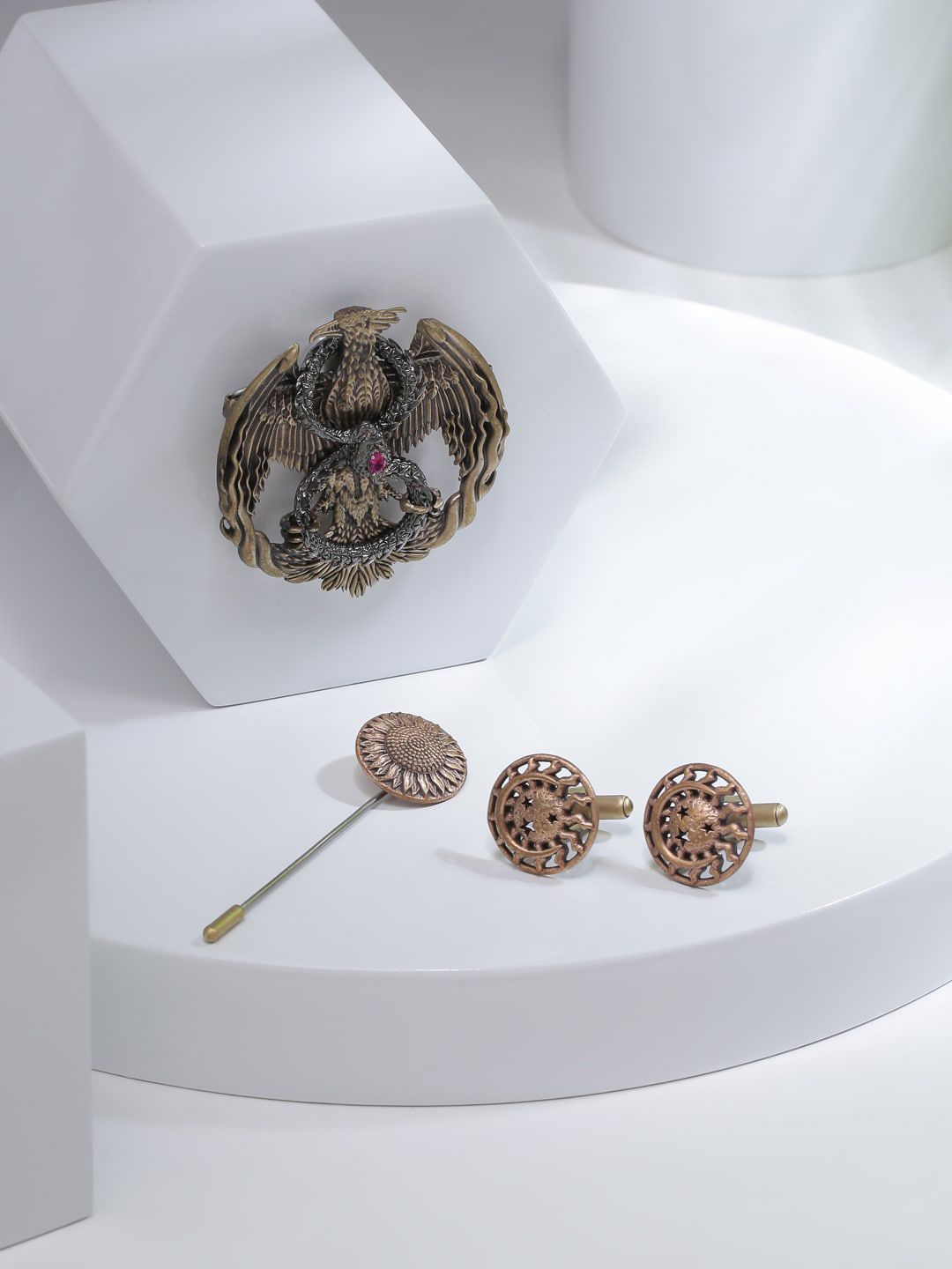 COSA NOSTRAA Men Gold- Toned Patterned Accessory Gift Set-image-15